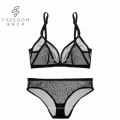 FDBL7111403 Damen heißen sexy bequemen Netz-BH-Sets sexy transparenten Dreieck Wireless Tüll BH kurze Panty Set